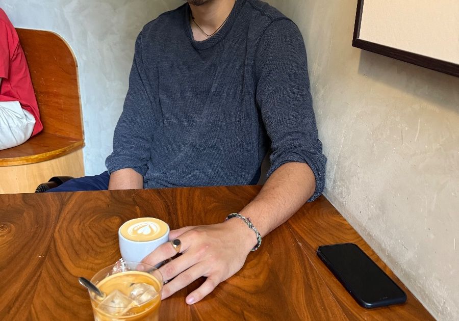 Taipei café community post