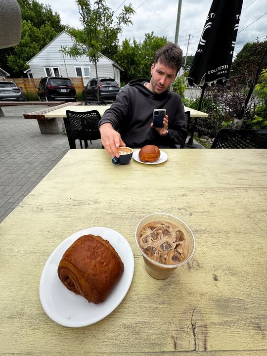 Landon Currie's visit to Bluebarn Coffee Roasters