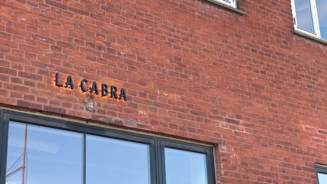 Copenhagen café community post