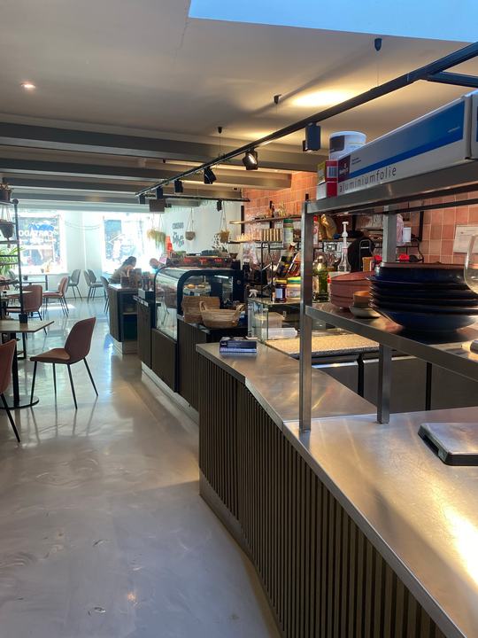 Iris Lambooij's visit to Cortado Cafe