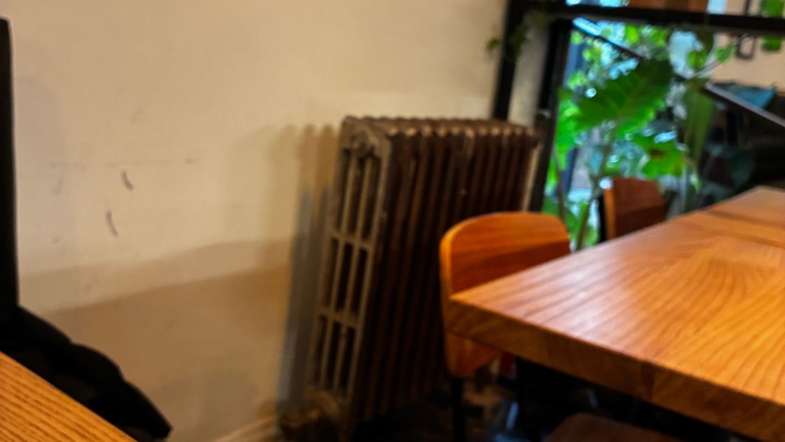 Toronto café community post