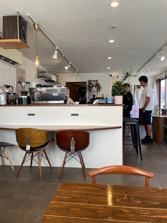 Jesse Elser's visit to KENT COFFEE MAKERS